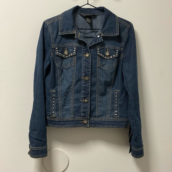 Blingy Baccini Rhinestone Slight Stretch Button Down Blue Jean Jacket! - Picture 10 of 10